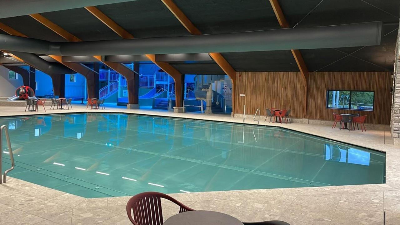 Stacaravan Op 5 Sterren Vakantiepark De Kuilart Friesland Aan Het Meer Met Zwembad 5P 237 Koudum Zewnętrze zdjęcie