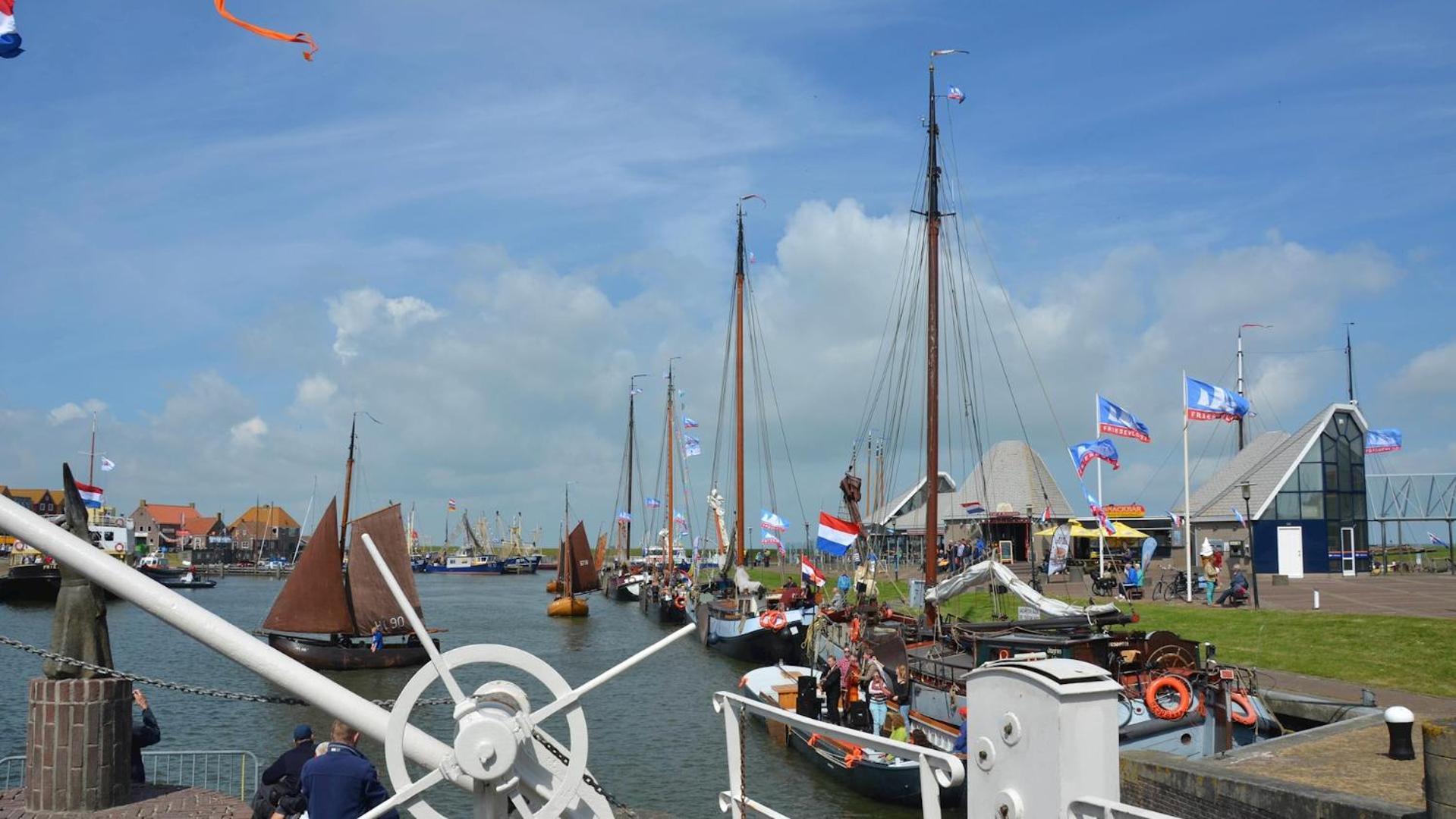Stacaravan Op 5 Sterren Vakantiepark De Kuilart Friesland Aan Het Meer Met Zwembad 5P 237 Koudum Zewnętrze zdjęcie